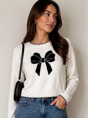 Willow & Wind Ivory Crewneck Sweater with Black Bow Accent